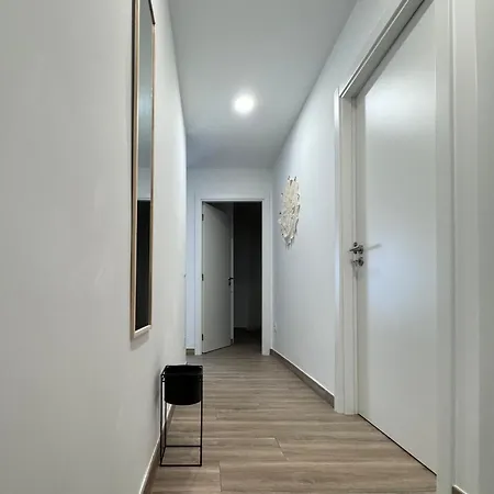 S'apartments Апартаменты Лейрия