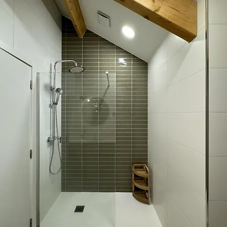 Апартаменты S'apartments Лейрия