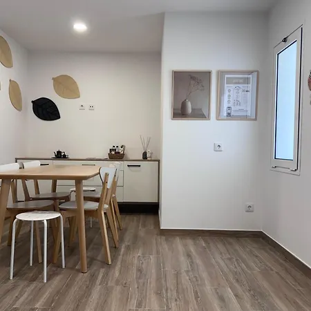 S'apartments * ليريا